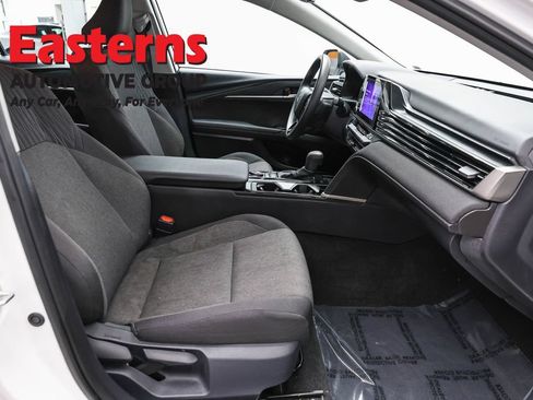 Used 2025 Toyota Camry LE FWD image 24