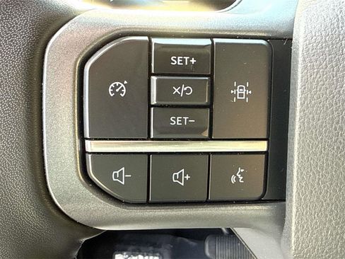 Used 2023 Ford F150 Lariat image 22