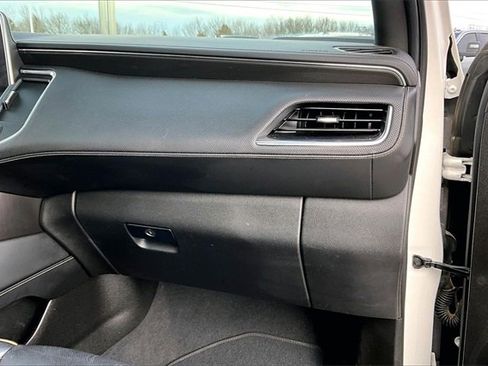 Used 2022 GMC Yukon XL AT4 w/ Max Trailering Package image 27