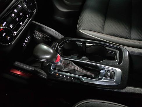 Used 2021 Chevrolet TrailBlazer RS w/ Convenience Package image 26