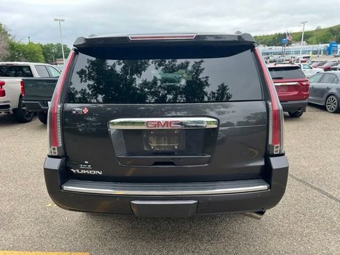 Used 2018 GMC Yukon Denali AWD/4WD image 7