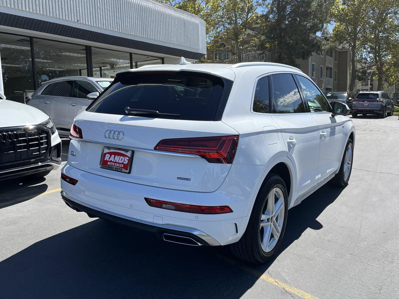 Used 2024 Audi Q5 e Premium AWD/4WD image 11