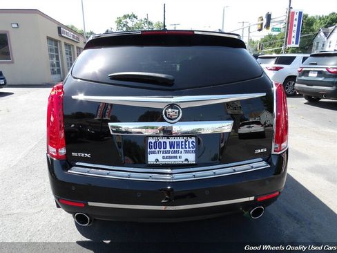 Used 2015 Cadillac SRX Luxury w/ Driver Awareness Package FWD image 6