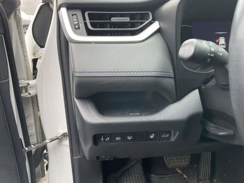 Used 2019 Toyota RAV4 XSE image 31