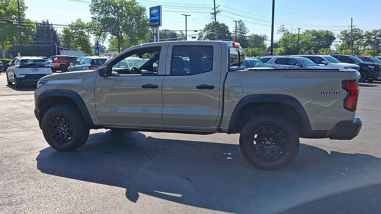 Certified 2024 Chevrolet Colorado Trail Boss w/ Advanced Trailering Package AWD/4WD image 8