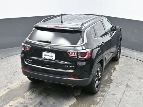 Used 2022 Jeep Compass Limited image 26