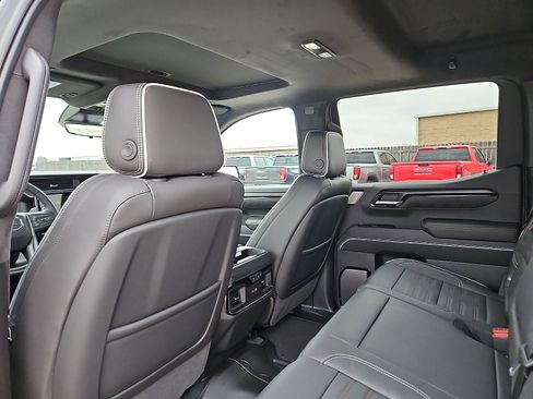 New 2026 GMC Sierra 1500 AT4X image 9