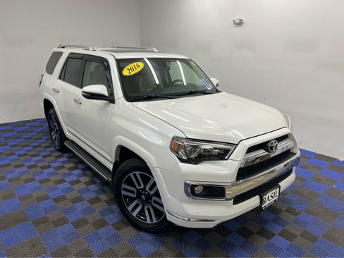 Used 2016 Toyota 4Runner Limited image 33