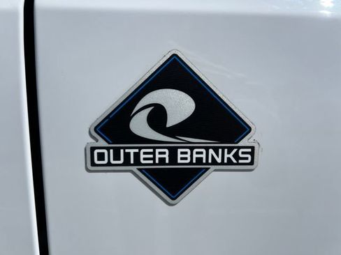 Used 2025 Ford Bronco Outer Banks AWD/4WD image 41