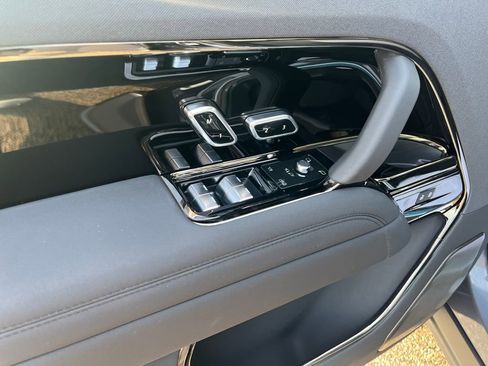 New 2026 Land Rover Range Rover Sport SV image 11