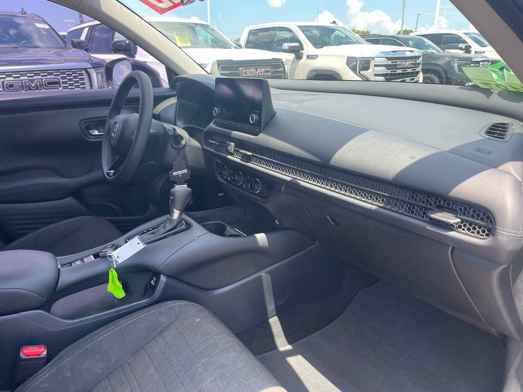 Used 2023 Honda HR-V LX image 31