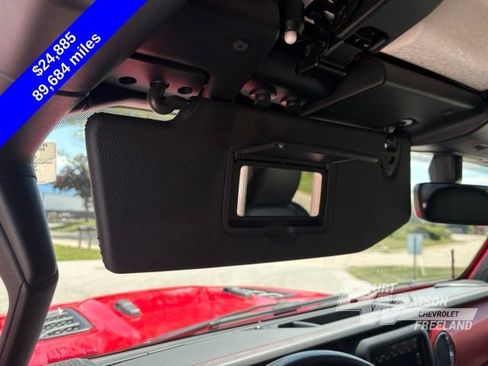 Used 2018 Jeep Wrangler Unlimited Rubicon AWD/4WD image 27