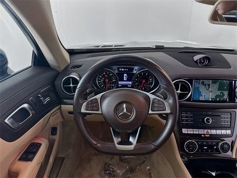 Certified 2020 Mercedes-Benz SL 550 image 23