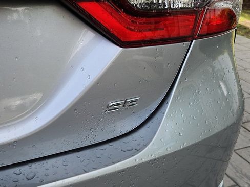 Used 2022 Toyota Camry SE image 25