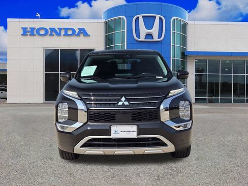 Used 2023 Mitsubishi Outlander SE FWD image 8