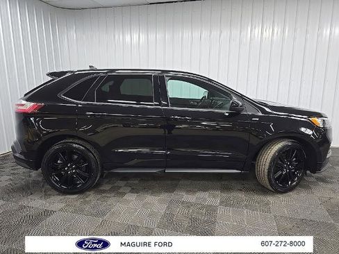 Certified 2022 Ford Edge ST-Line w/ Class II Trailer Tow Package image 2
