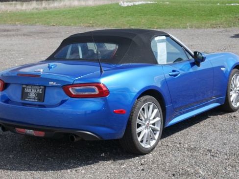 Used 2017 FIAT 124 Spider Lusso image 10
