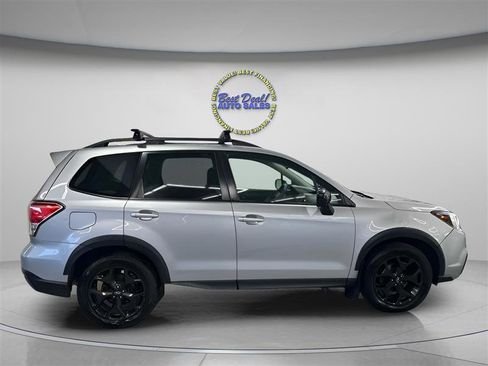 Used 2018 Subaru Forester 2.5i Premium AWD/4WD image 6