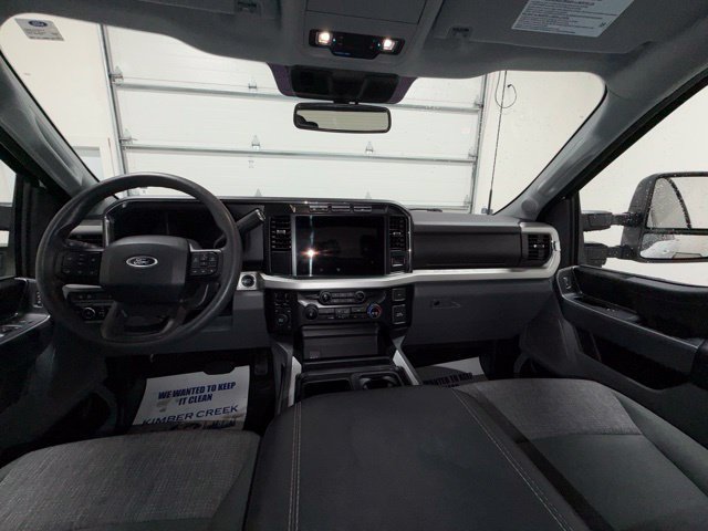 Used 2024 Ford F250 XLT w/ XLT Premium Package AWD/4WD image 9
