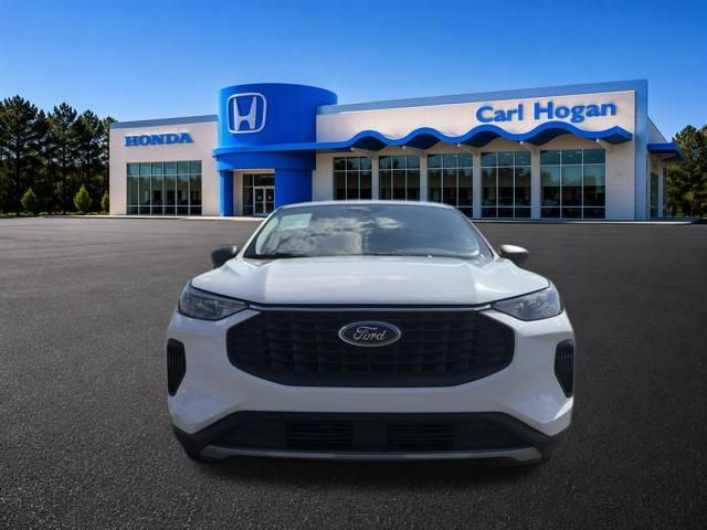 Used 2023 Ford Escape Active w/ Cold Weather Package FWD image 9