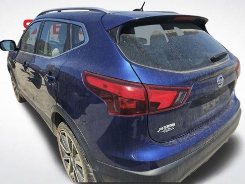 Used 2018 Nissan Rogue Sport SL AWD/4WD image 5