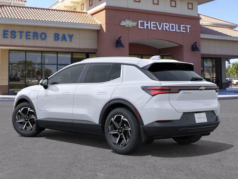 New 2026 Chevrolet Equinox EV LT image 27