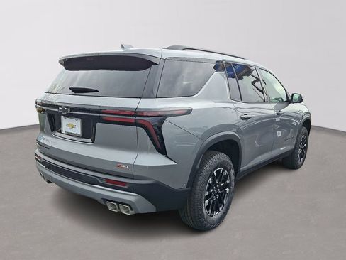 New 2026 Chevrolet Traverse Z71 w/ Enhanced Driving Package AWD/4WD image 4