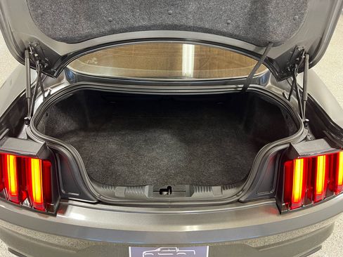 Used 2016 Ford Mustang GT Premium image 22