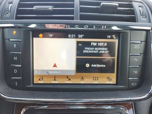 Used 2019 Lincoln Continental Reserve FWD image 26