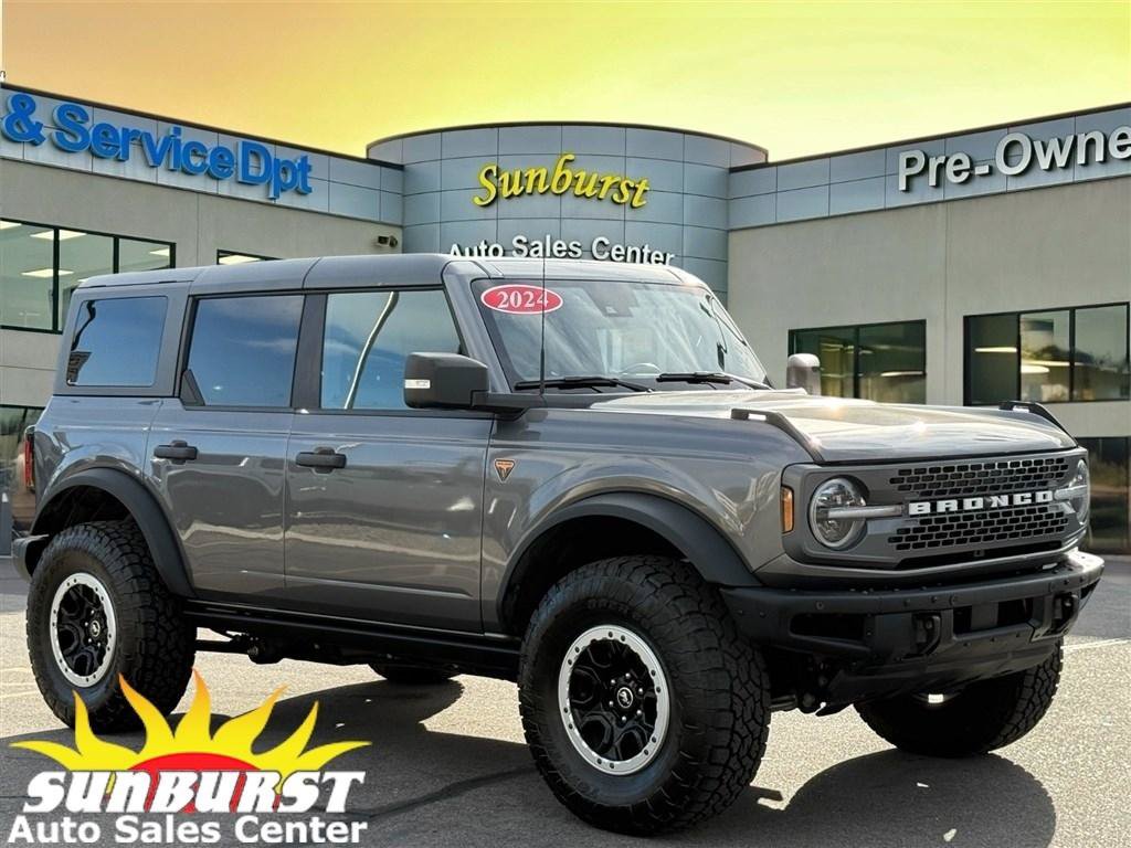 Used 2024 Ford Bronco Badlands AWD/4WD image 1