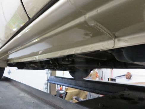 Used 2001 Chrysler Town & Country LX image 21