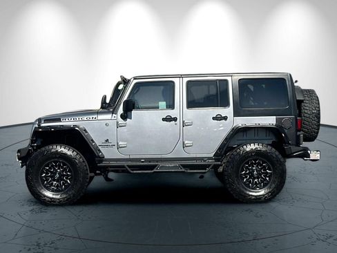 Used 2013 Jeep Wrangler Unlimited Rubicon w/ Connectivity Group AWD/4WD image 7