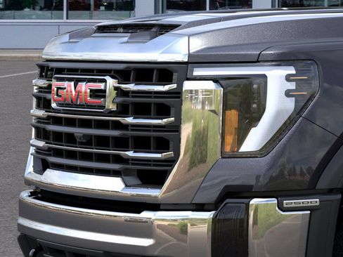 New 2025 GMC Sierra 2500 SLT w/ SLT Convenience Package AWD/4WD image 16