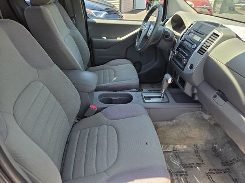 Used 2015 Nissan Frontier S RWD image 25
