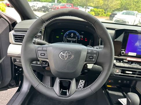 New 2026 Toyota Camry SE FWD image 29