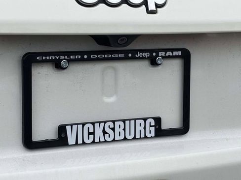 Used 2018 Jeep Compass Latitude w/ Trailer Tow Group image 37