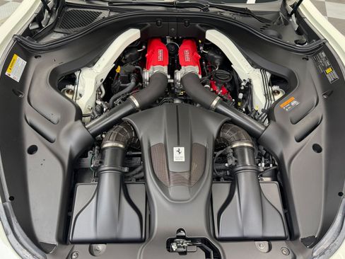 Used 2024 Ferrari Roma RWD image 12