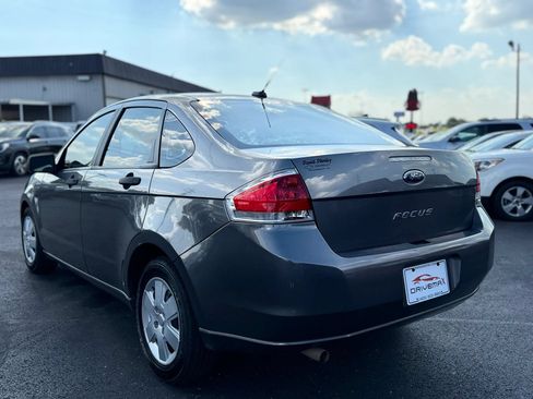 Used 2010 Ford Focus S FWD image 10