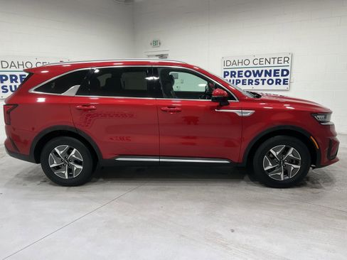 Used 2022 Kia Sorento S image 9