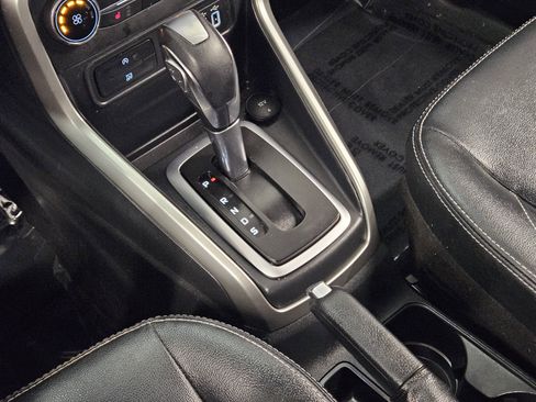 Used 2020 Ford EcoSport Titanium image 22