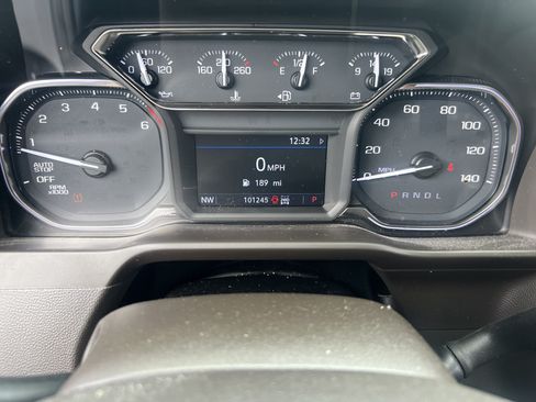 Used 2019 GMC Sierra 1500 SLE w/ SLE Value Package AWD/4WD image 21