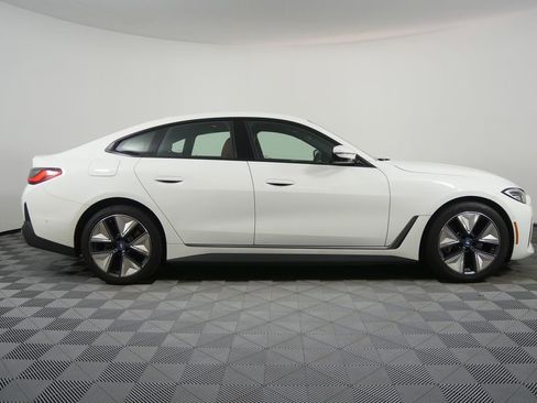 Certified 2023 BMW i4 eDrive40 RWD image 2