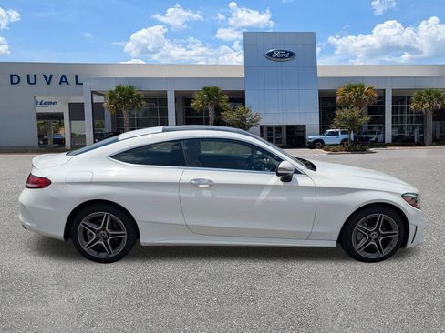 Used 2019 Mercedes-Benz C 300 4MATIC Coupe image 3