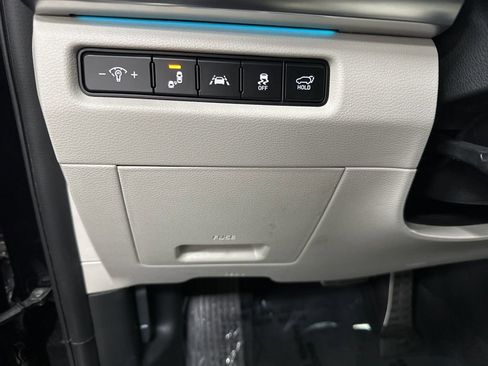 Used 2022 Kia Telluride SX w/ SX Prestige Package image 30