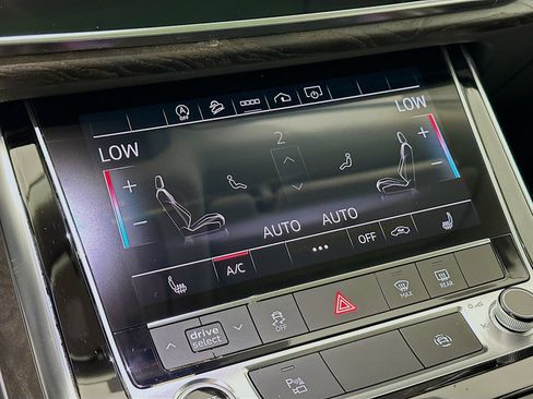 Used 2022 Audi Q8 Premium AWD/4WD image 27