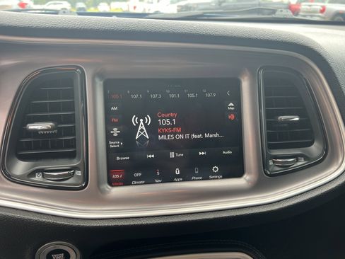 Used 2022 Dodge Challenger GT w/ Blacktop Package image 9