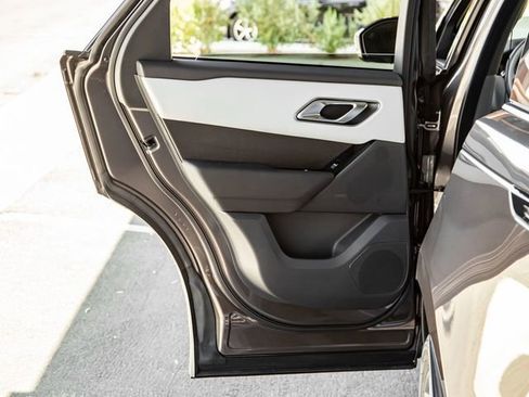 New 2026 Land Rover Range Rover Velar Dynamic SE image 20