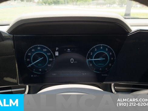Certified 2025 Hyundai Elantra SEL FWD image 32