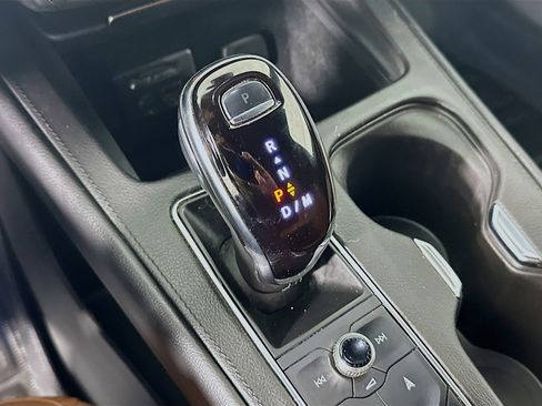 Used 2023 Cadillac XT4 Premium Luxury w/ Technology Package image 25