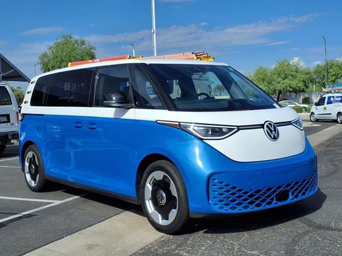 New 2025 Volkswagen ID. Buzz Pro S image 1